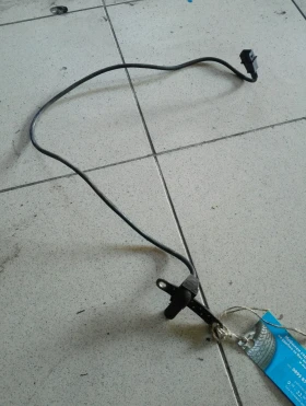 датчик колянов вал Волво V40 1.8Б