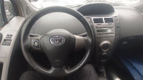 Toyota Yaris 1.33i Facelift, снимка 17 - Автомобили и джипове - 40283320