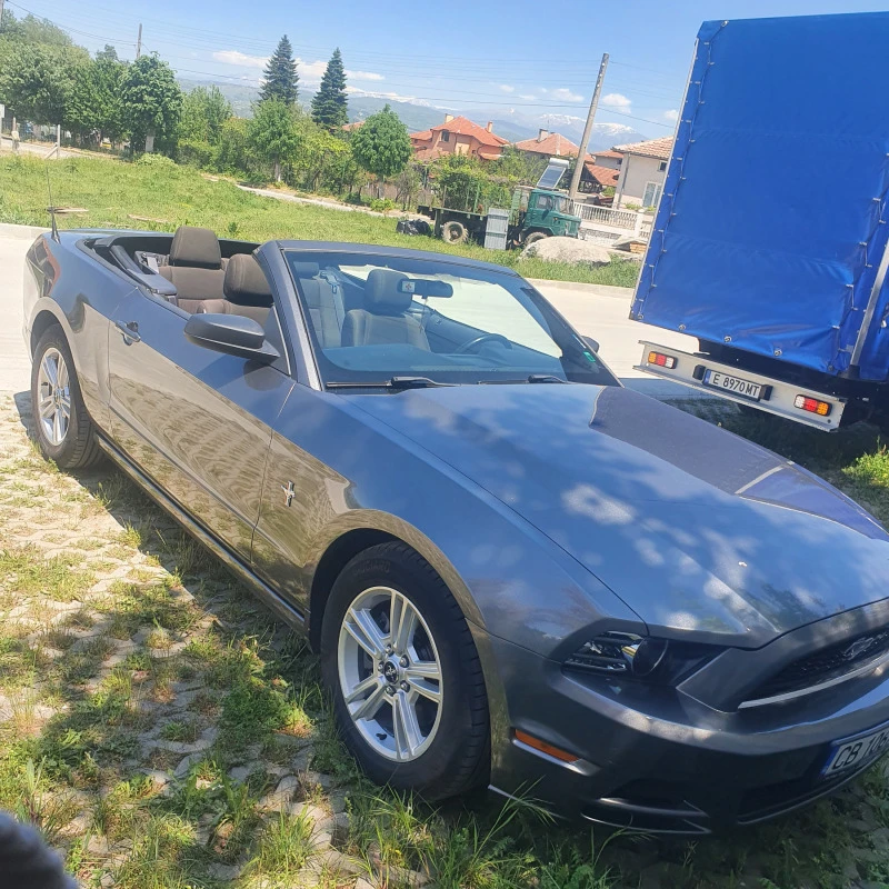 Ford Mustang Кабриолет , снимка 11 - Автомобили и джипове - 44254606