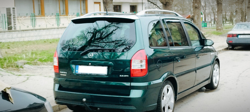 Opel Zafira, снимка 5 - Автомобили и джипове - 45749933