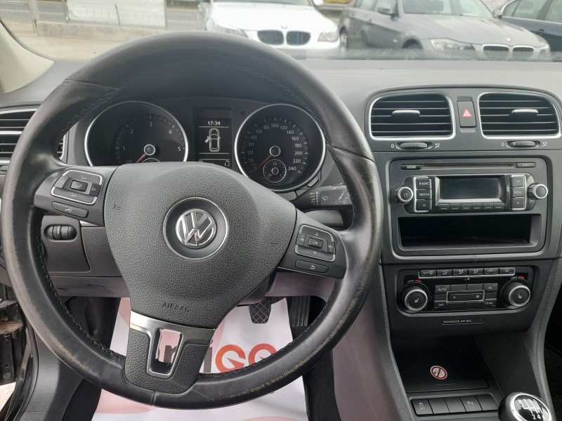 VW Golf 1.6TDI 4MOTION, снимка 11 - Автомобили и джипове - 44715305