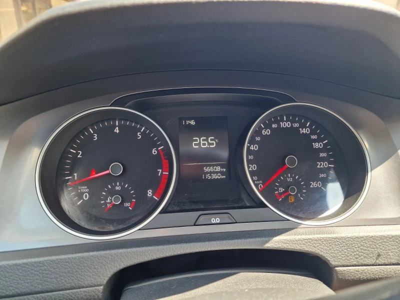 VW Golf 1.2 TSI 110hp, снимка 11 - Автомобили и джипове - 47040145