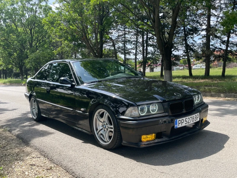 BMW 318 1.8 is, снимка 8 - Автомобили и джипове - 47636193