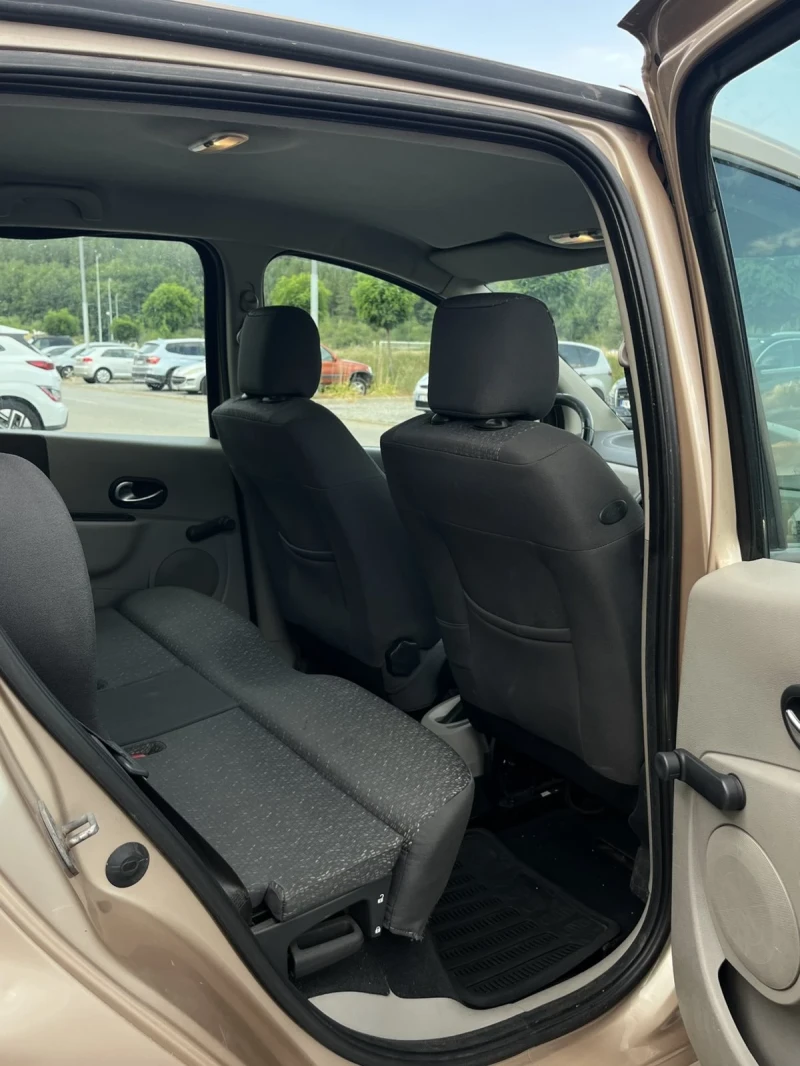 Renault Modus 1.6 16V GAZ, снимка 10 - Автомобили и джипове - 52347682