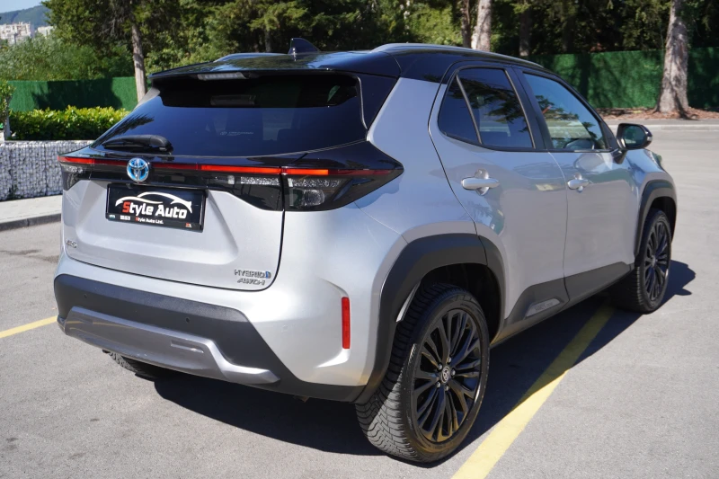 Toyota Yaris Cross Lounge AWD-i BI-TONE FULL!!, снимка 5 - Автомобили и джипове - 51512635