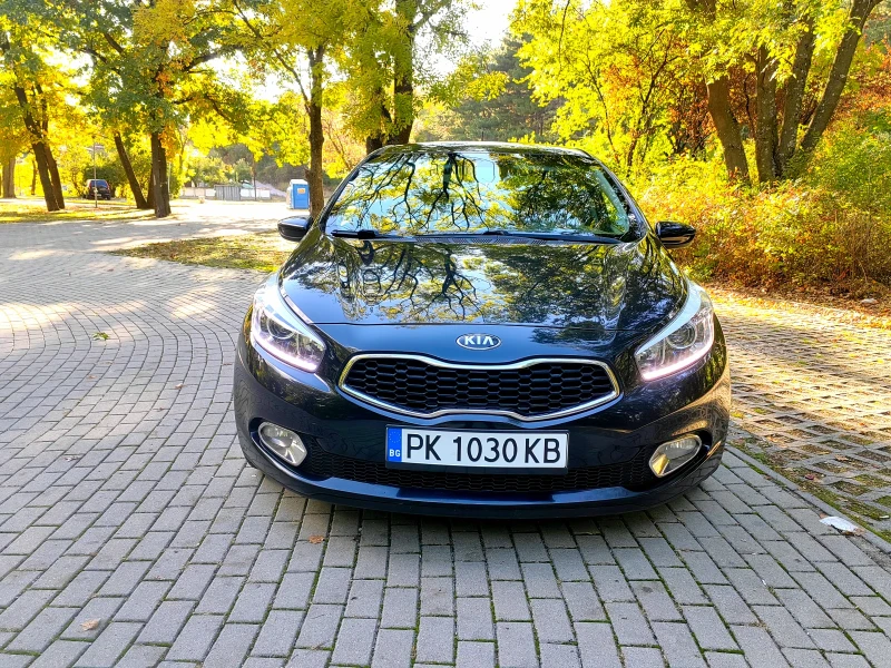 Kia Ceed 1.6 Бензин 135кс, снимка 3 - Автомобили и джипове - 52022188