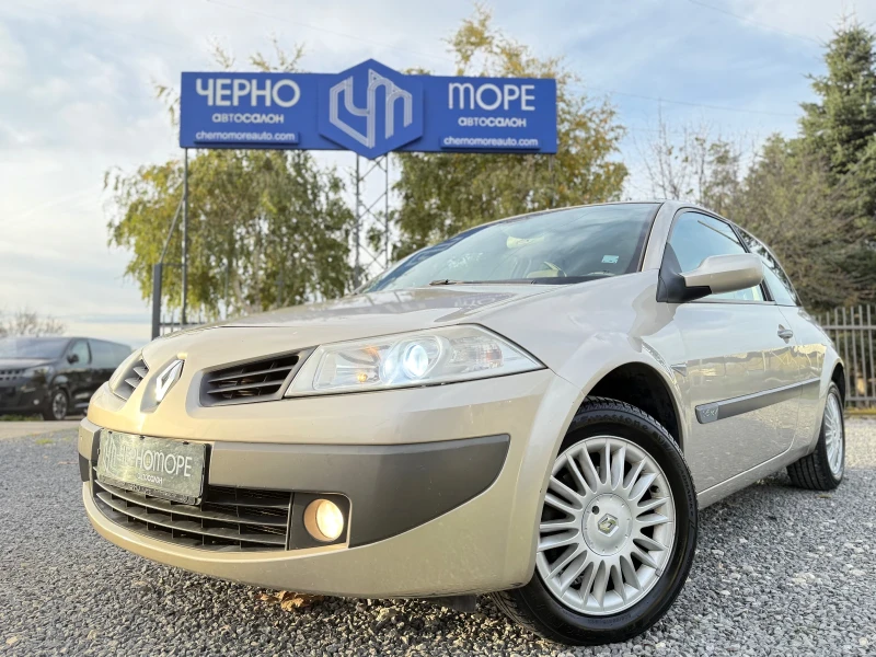 Renault Megane 1.6i Tech Line Luxury , снимка 3 - Автомобили и джипове - 52465652