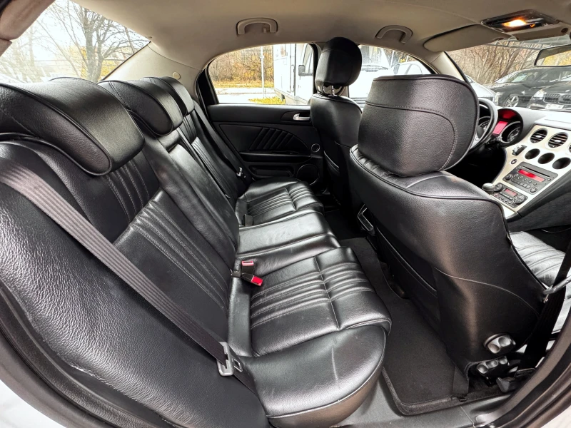 Alfa Romeo 159 1.9JTDm ИТАЛИЯ, снимка 11 - Автомобили и джипове - 52469989