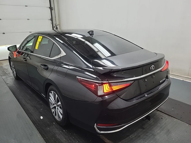 Lexus ES 300 Hybrid * CARFAX * ОПЦИЯ ЗА ФИНАНСИРАНЕ * , снимка 6 - Автомобили и джипове - 53121034