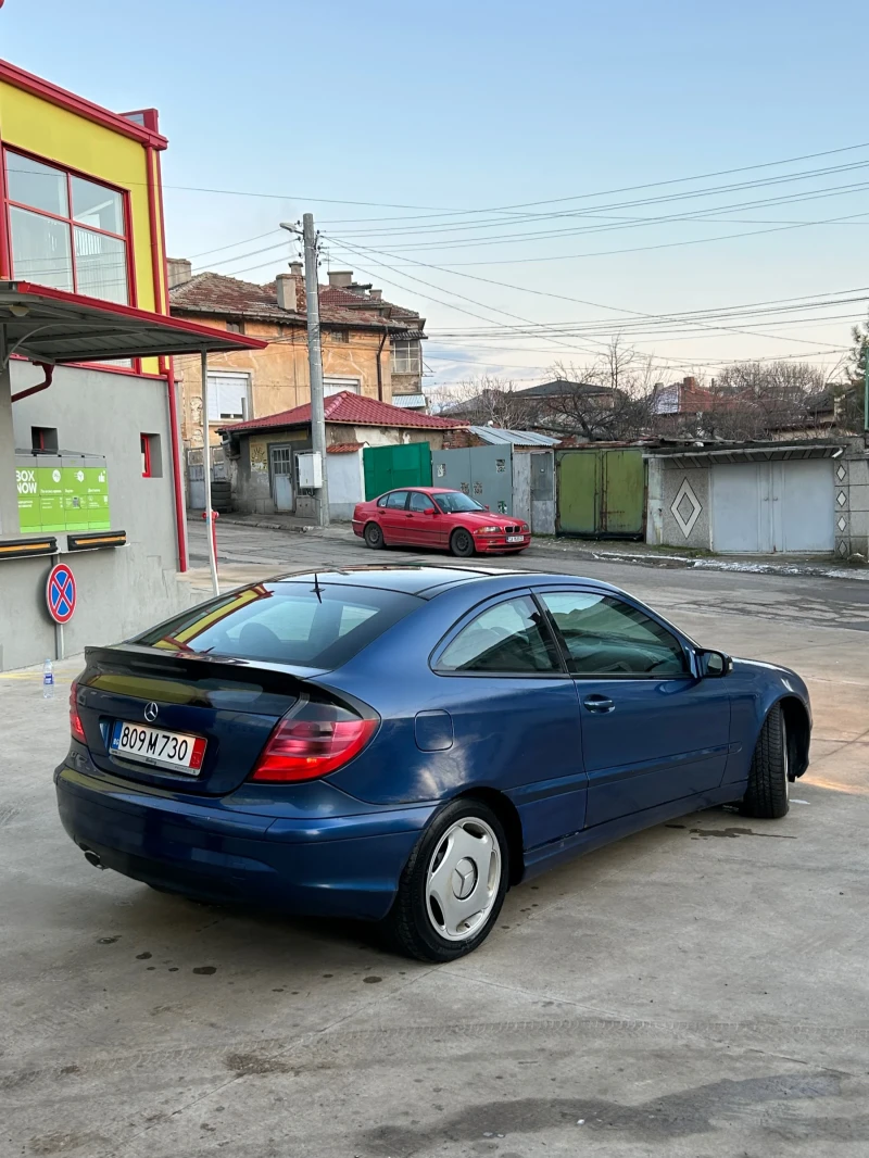 Mercedes-Benz C 230, снимка 3 - Автомобили и джипове - 53140717