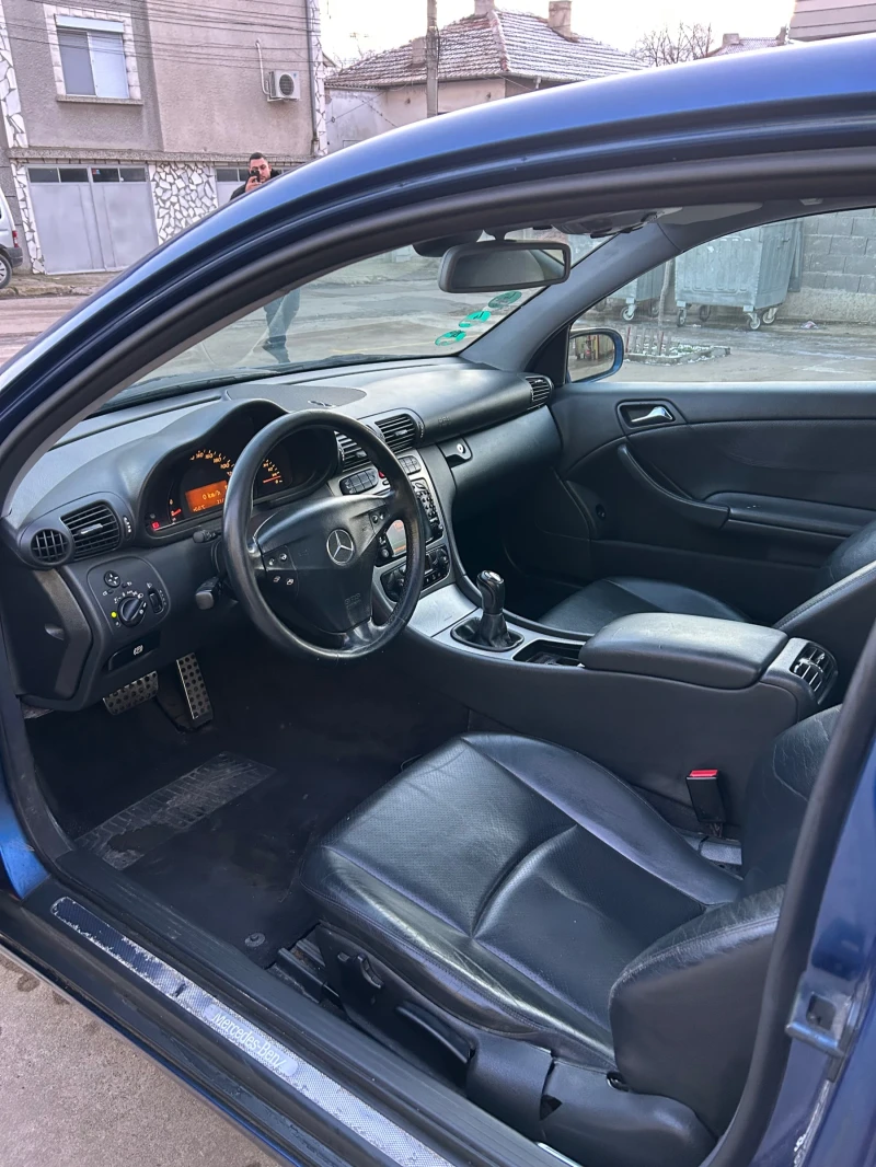 Mercedes-Benz C 230, снимка 7 - Автомобили и джипове - 53140717