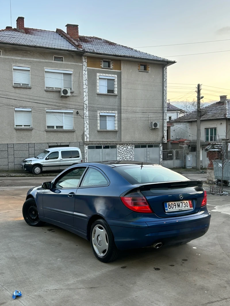 Mercedes-Benz C 230, снимка 5 - Автомобили и джипове - 53140717