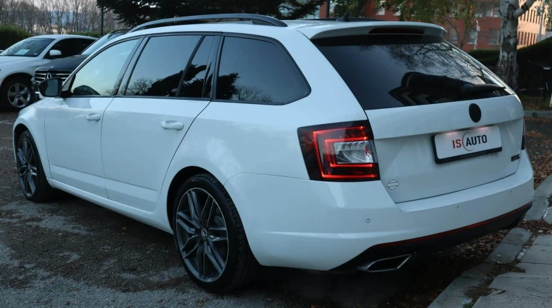 Skoda Octavia 2.0TDI/VRS/FullLed/DSG/Navi/Климатроник + /, снимка 4 - Автомобили и джипове - 53513991