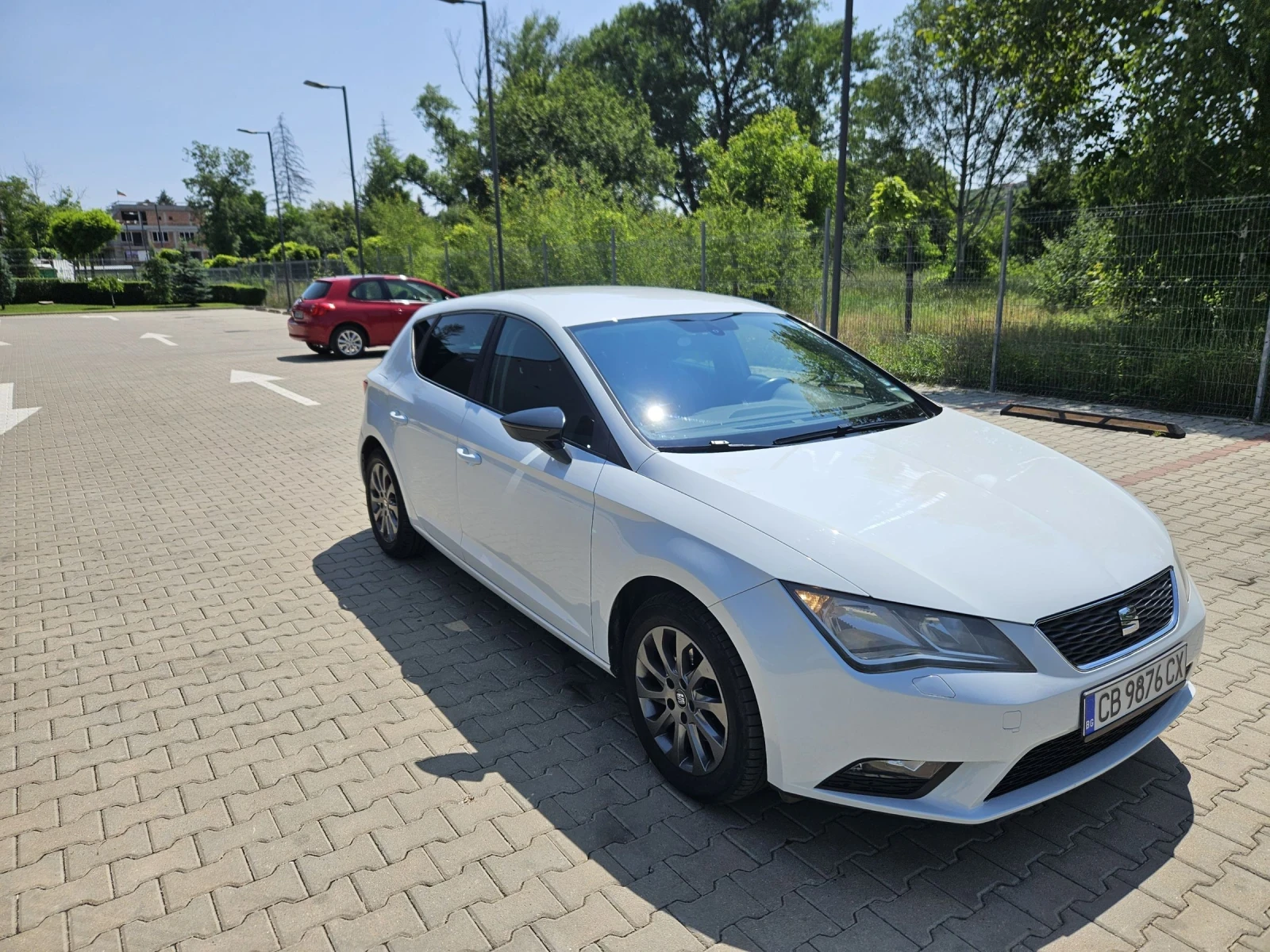 Seat Leon 1.6 TDI 105 кс. - изображение 2