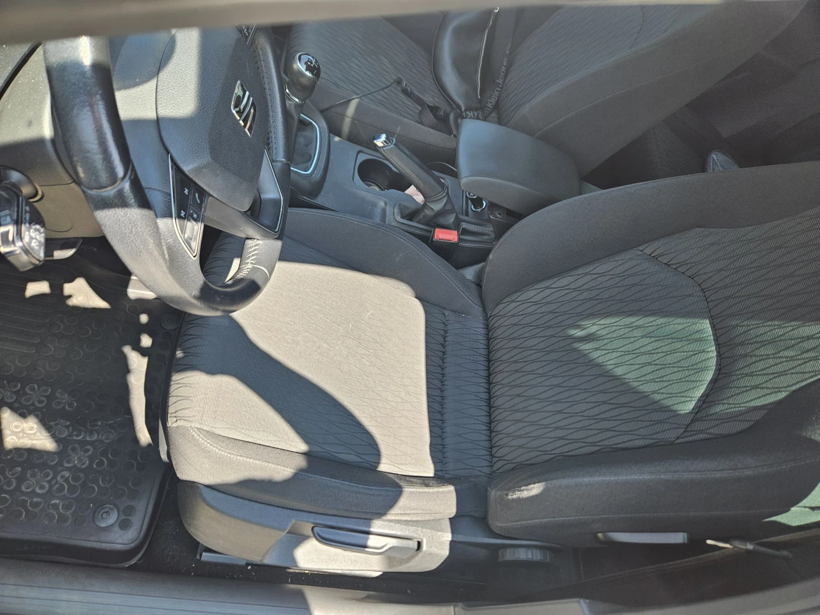 Seat Leon 1.6 TDI 105 кс. - изображение 10
