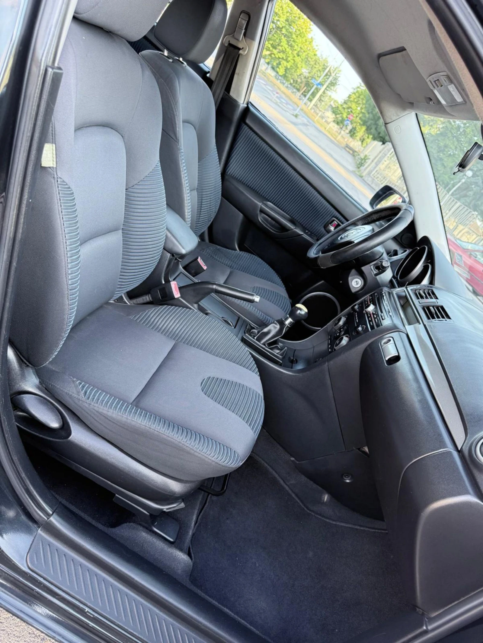 Mazda 3 1.6/HDI/FACELIFT/С КОМПЛЕКТ ЗИМНИ-ЛЕТНИ ГУМИ - изображение 10