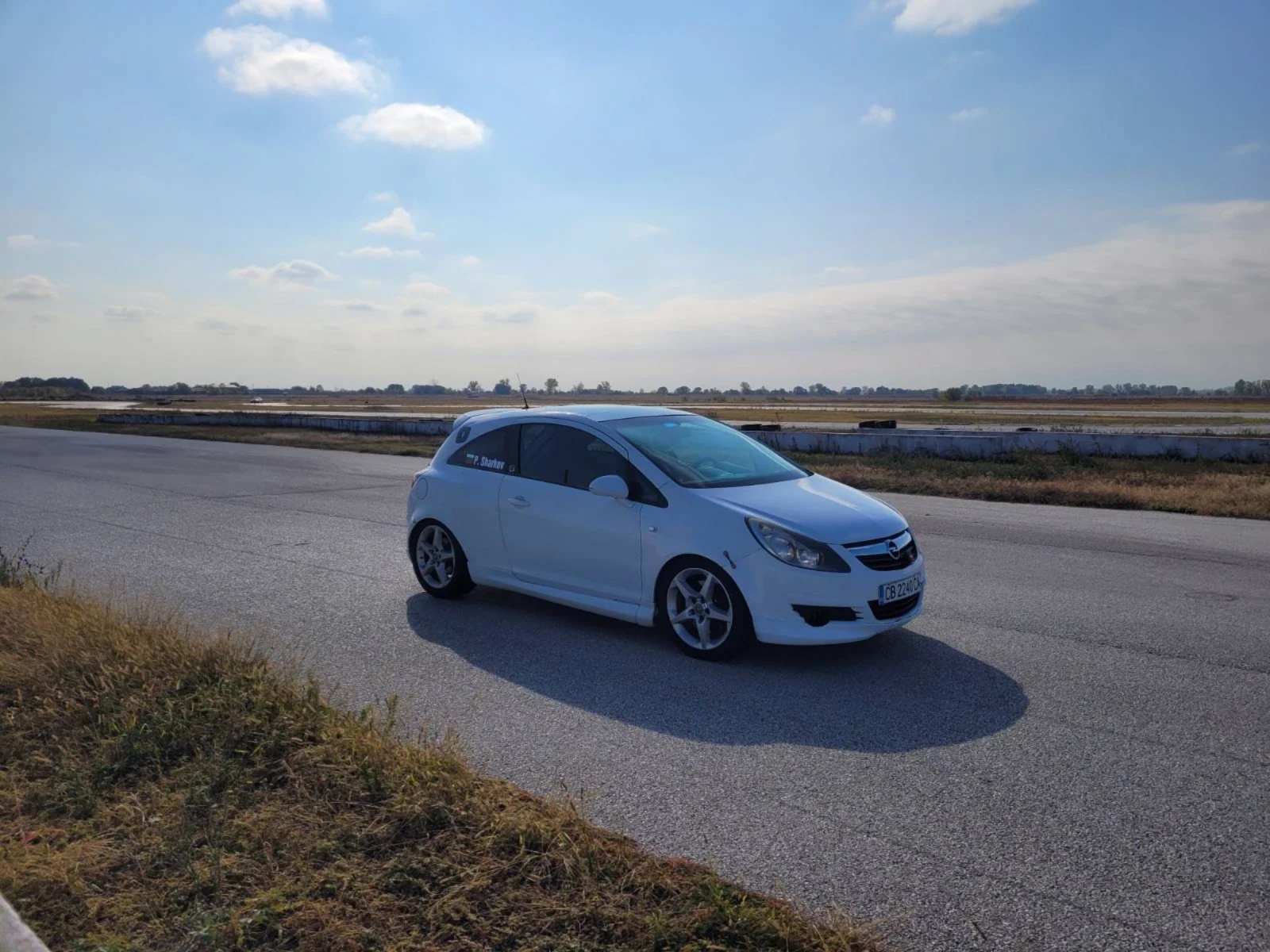 Opel Corsa 1.6  turbo - изображение 2