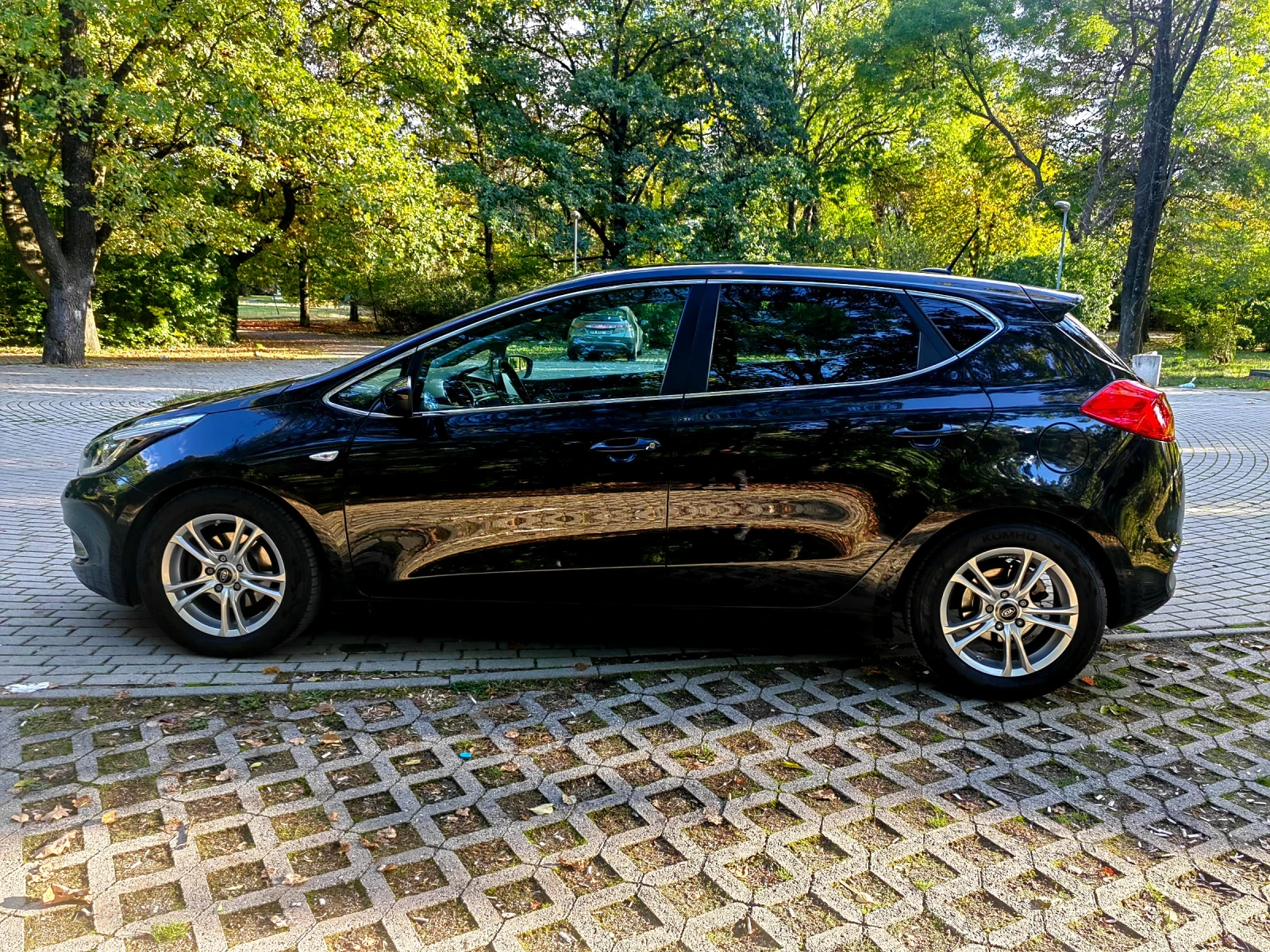 Kia Ceed 1.6  135 | Mobile.bg   15