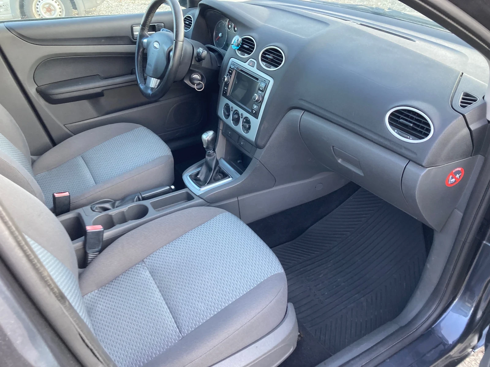 Ford Focus 1.6 TDCI - изображение 6