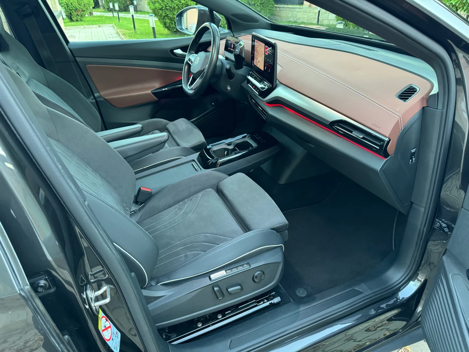 VW ID.4 PRO/SportSeats/Memory/Pano/HeadUp/360/Full - изображение 10