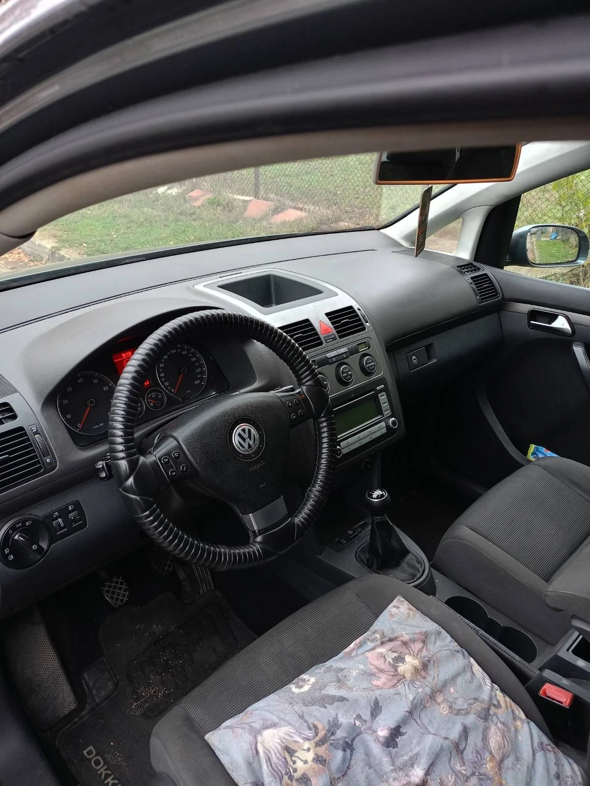 VW Touran 1.6 газ - изображение 2