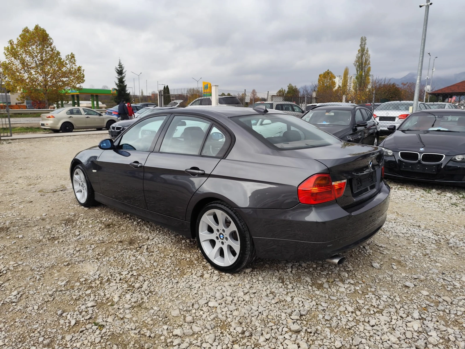 BMW 320  АВТОМАТИК / НАВИГАЦИЯ / 163hp - изображение 6