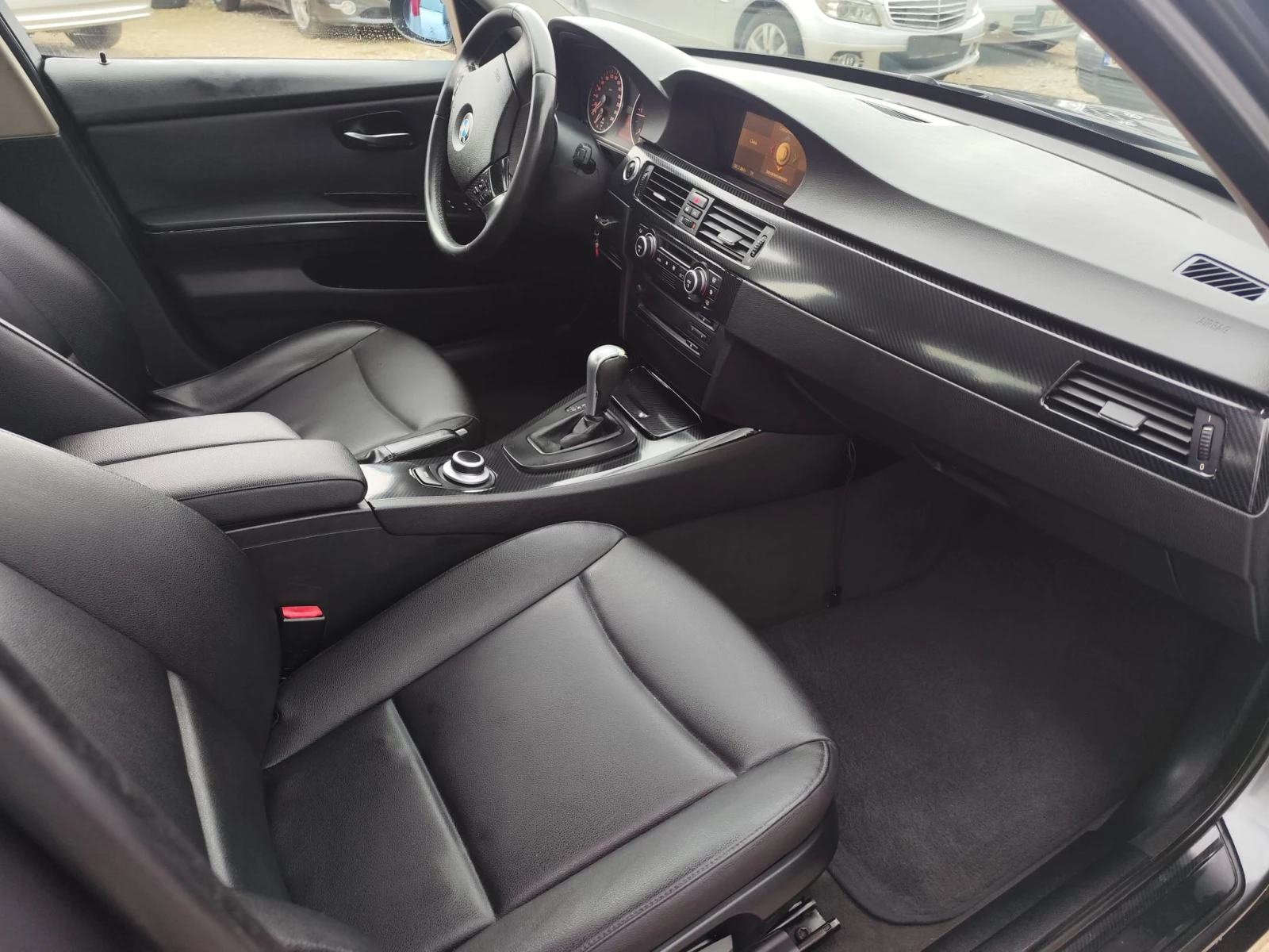 BMW 320  АВТОМАТИК / НАВИГАЦИЯ / 163hp - изображение 10