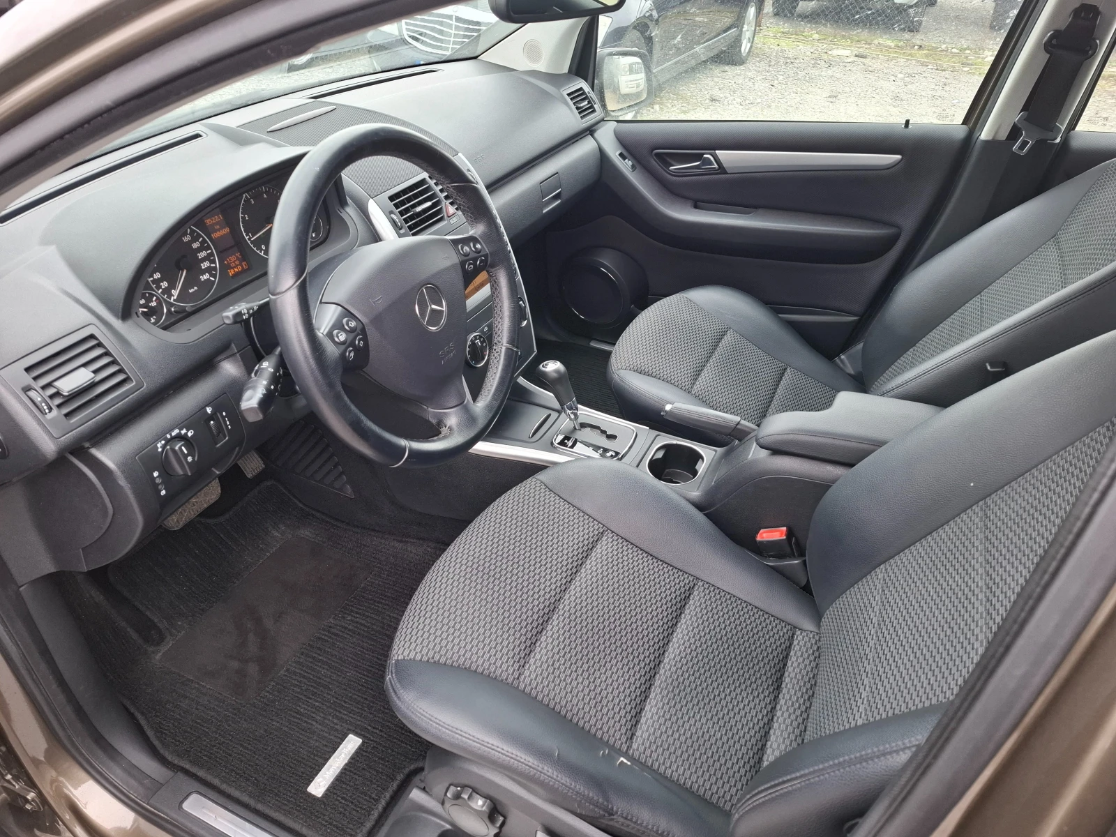 Mercedes-Benz A 170 115�.�. 108000��. ���!!!  AUTOMAT  | Mobile.bg � ����������� 7