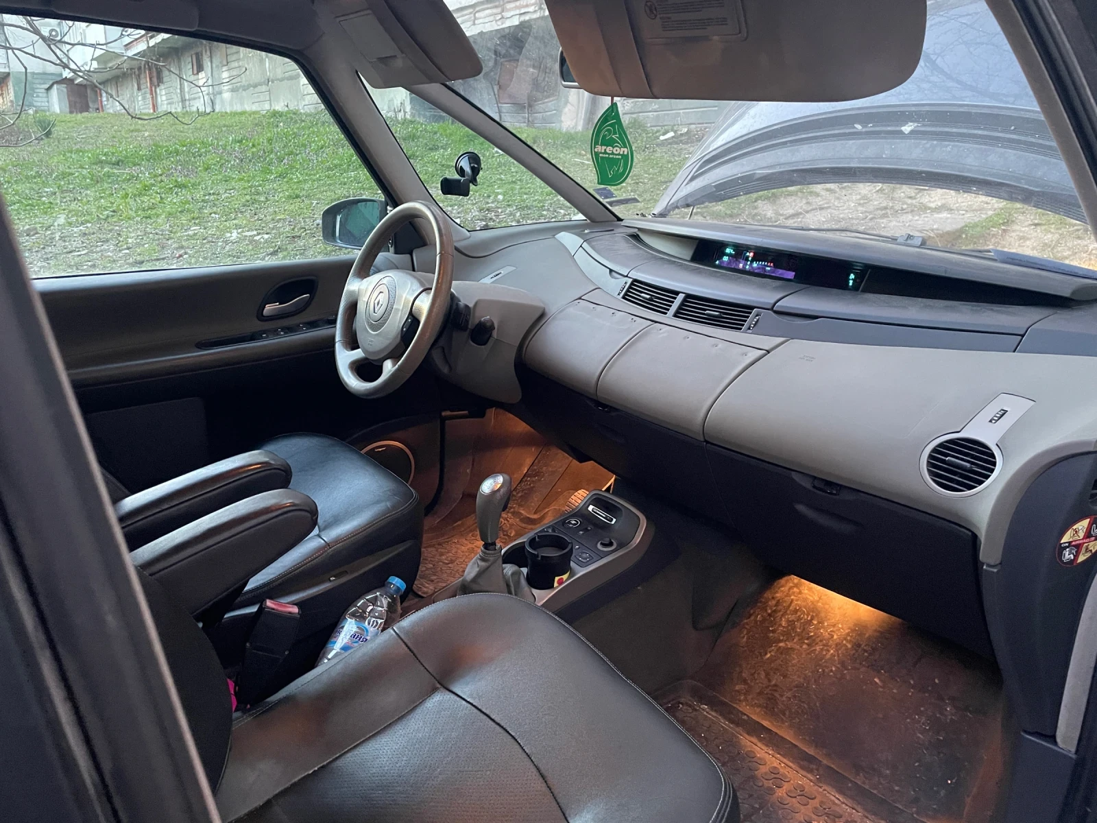 Renault Espace 2.2 Dci automat, снимка 3 - Автомобили и джипове - 53838882
