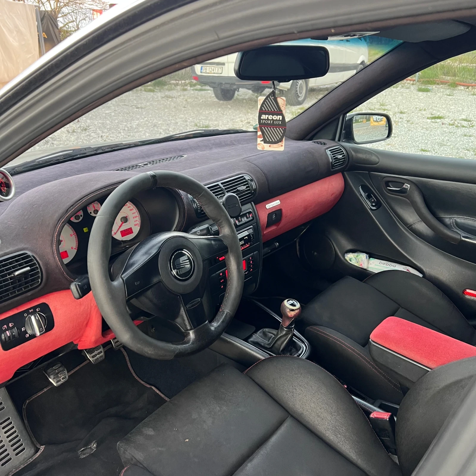 Seat Leon 1.9TDI ARL, снимка 11 - Автомобили и джипове - 54165542