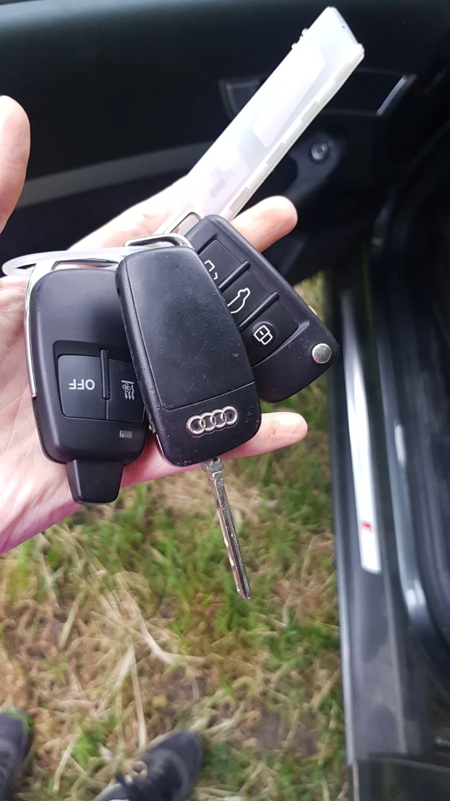 Audi A6 Комби, снимка 7 - Автомобили и джипове - 54218155