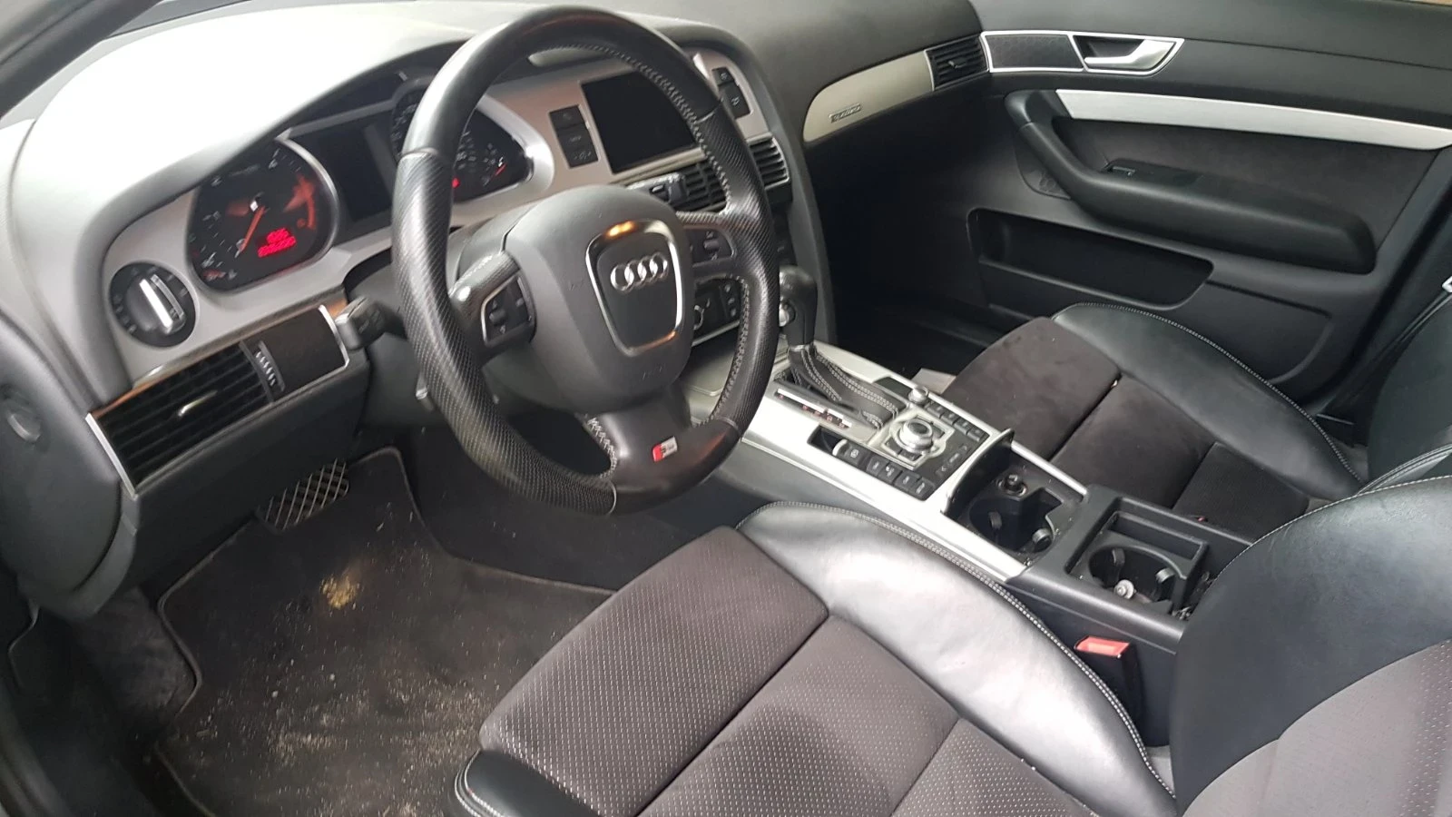 Audi A6 Комби, снимка 5 - Автомобили и джипове - 54218155