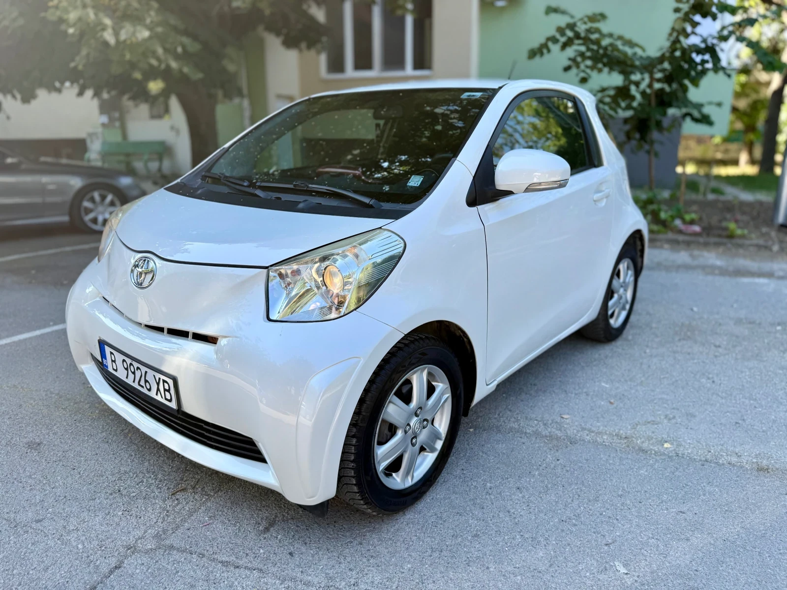Toyota Aygo iQ 4 местна, снимка 11 - Автомобили и джипове - 55098483
