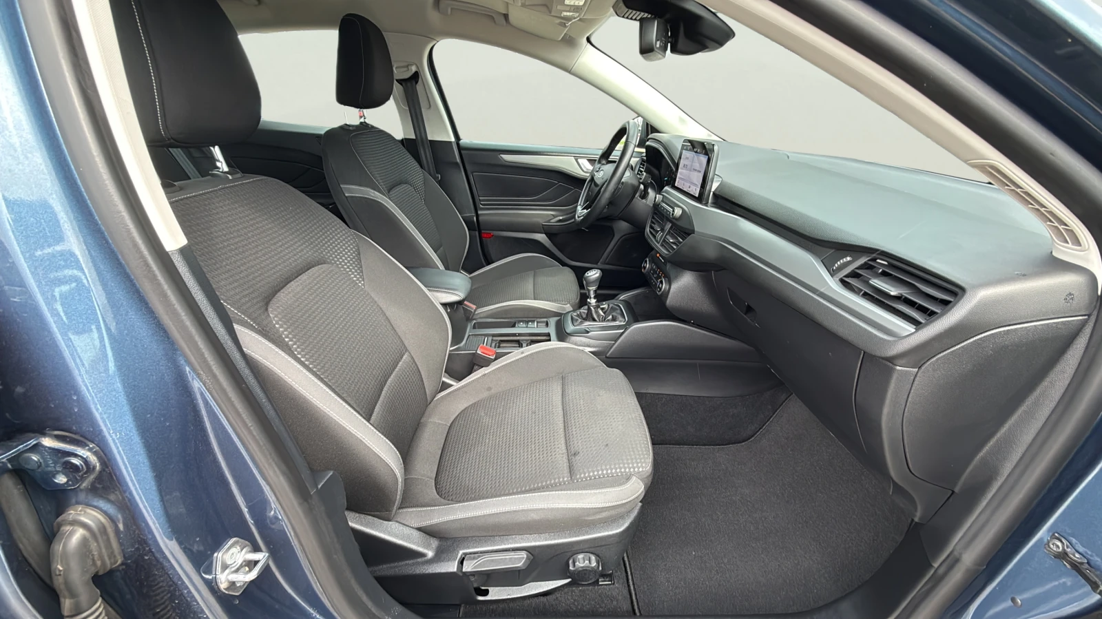 Ford Focus 1.0 EcoBoost, снимка 12 - Автомобили и джипове - 55158046