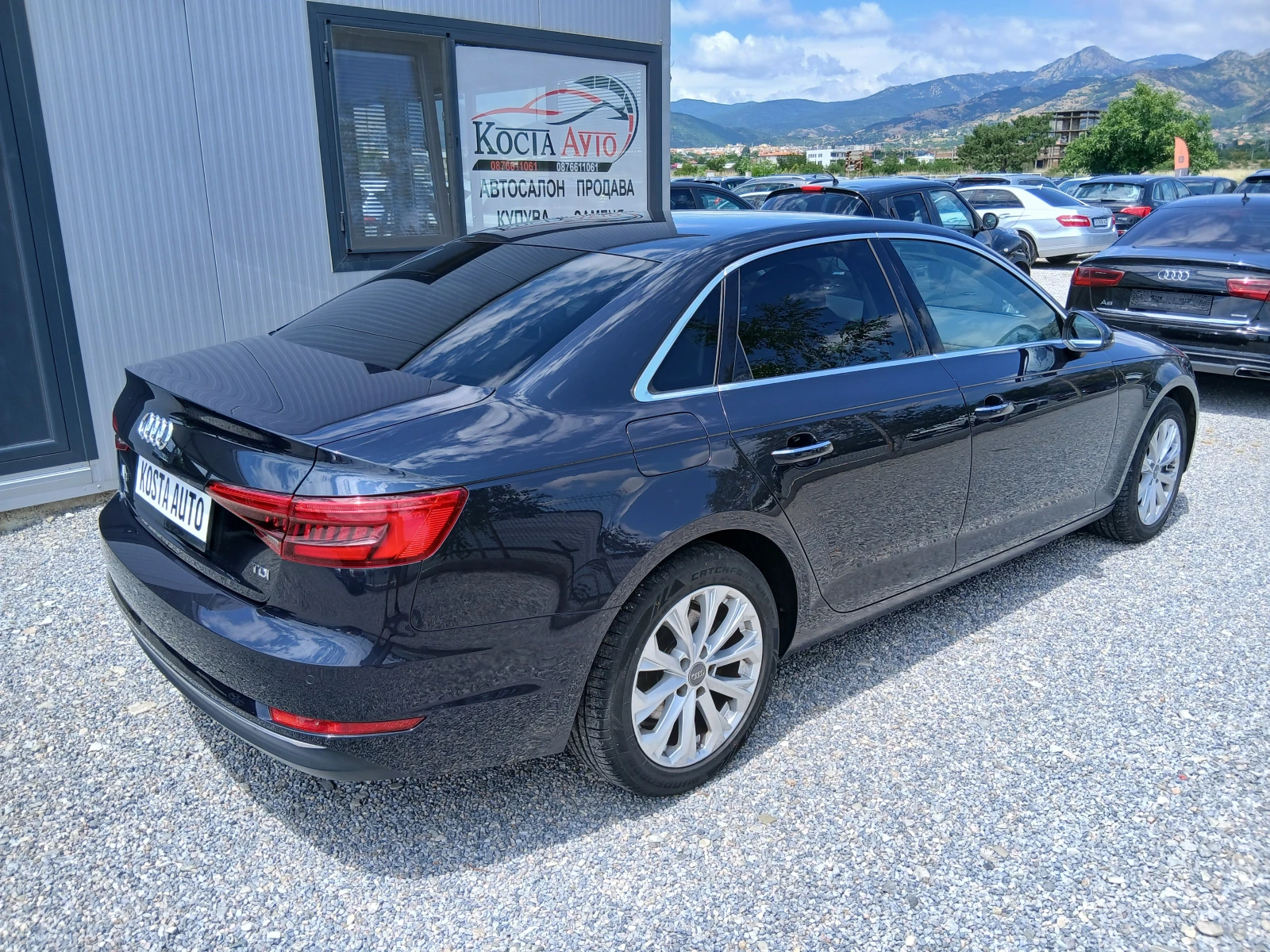 Audi A4 КАТО НОВ, снимка 4 - Автомобили и джипове - 55171922