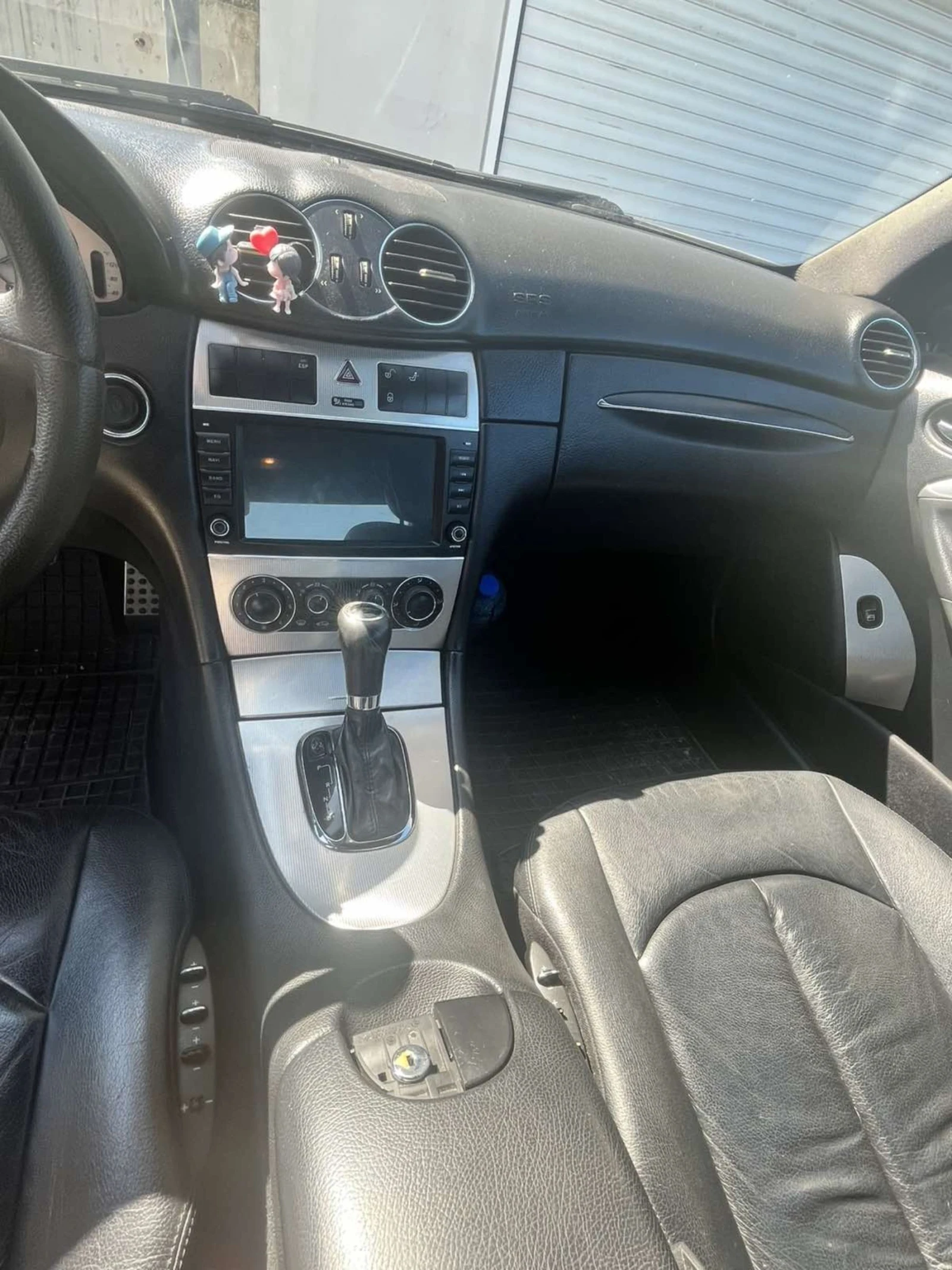 Mercedes-Benz CLK, снимка 4 - Автомобили и джипове - 55296324