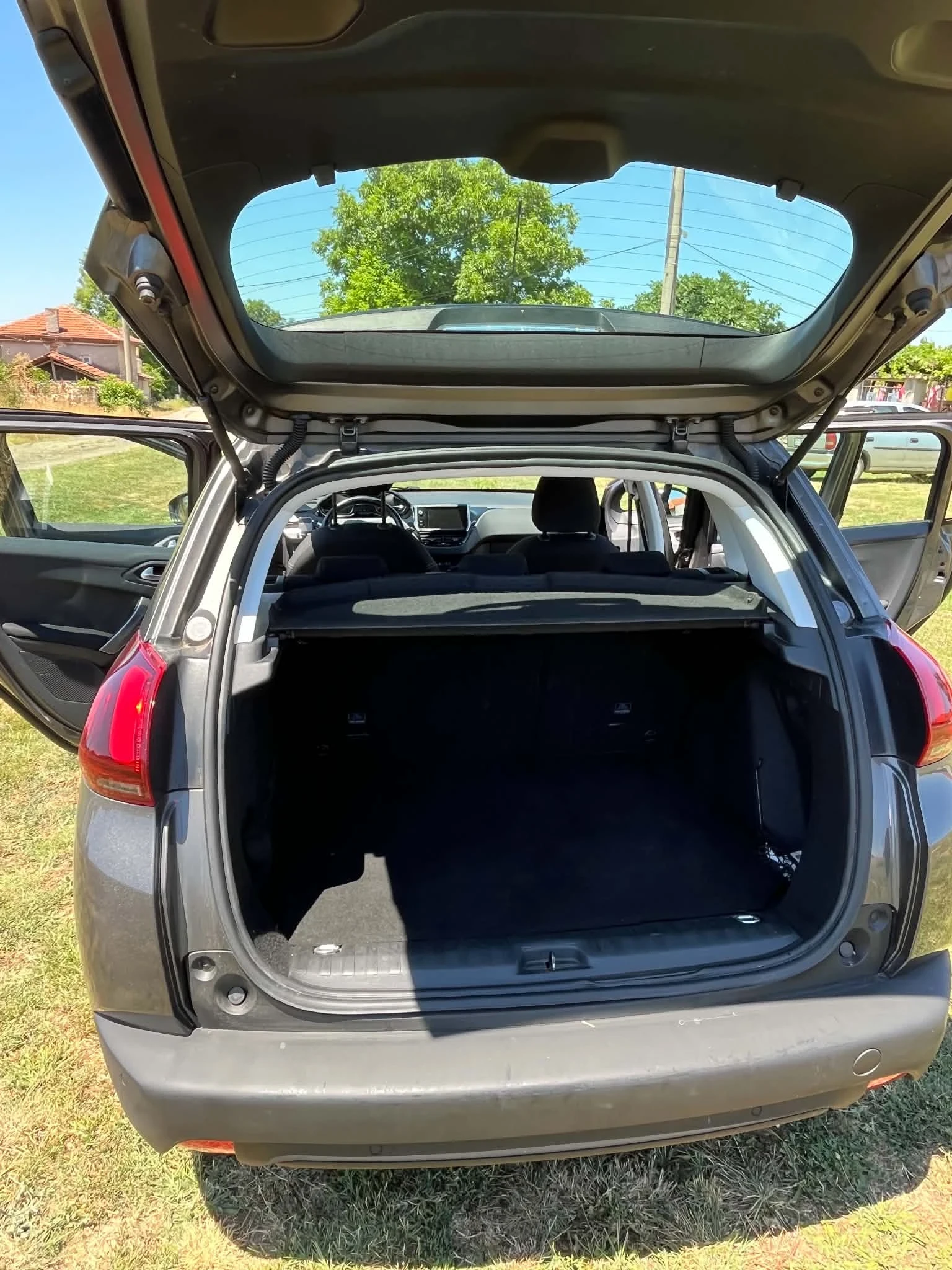 Peugeot 2008, снимка 5 - Автомобили и джипове - 55379708