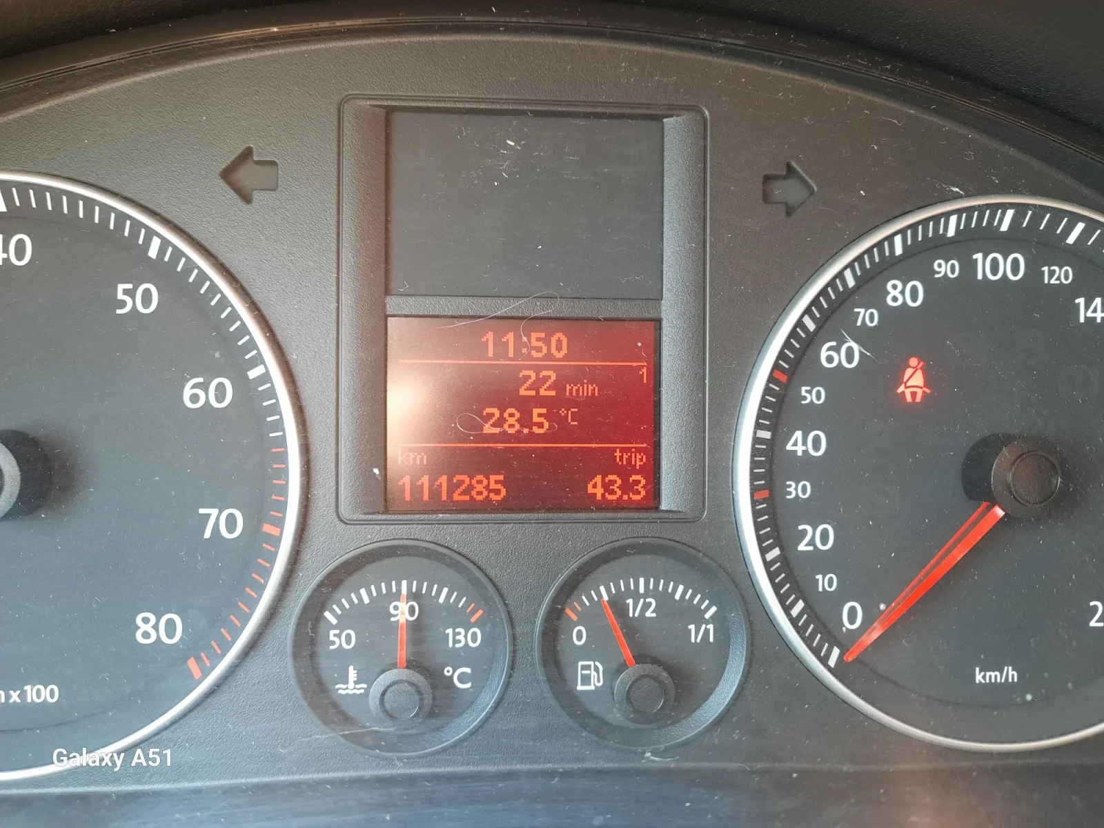 VW Golf Plus 1.6 Бензин, КЛИМАТИК , снимка 11 - Автомобили и джипове - 55618268
