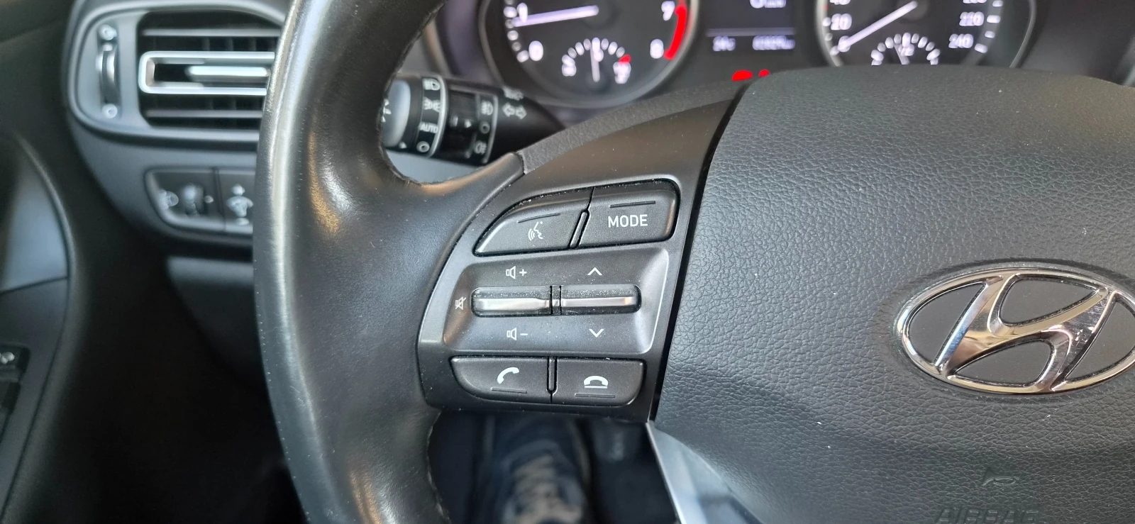 Hyundai I30 82 хил.км. 1.5 DPi, снимка 15 - Автомобили и джипове - 55726721