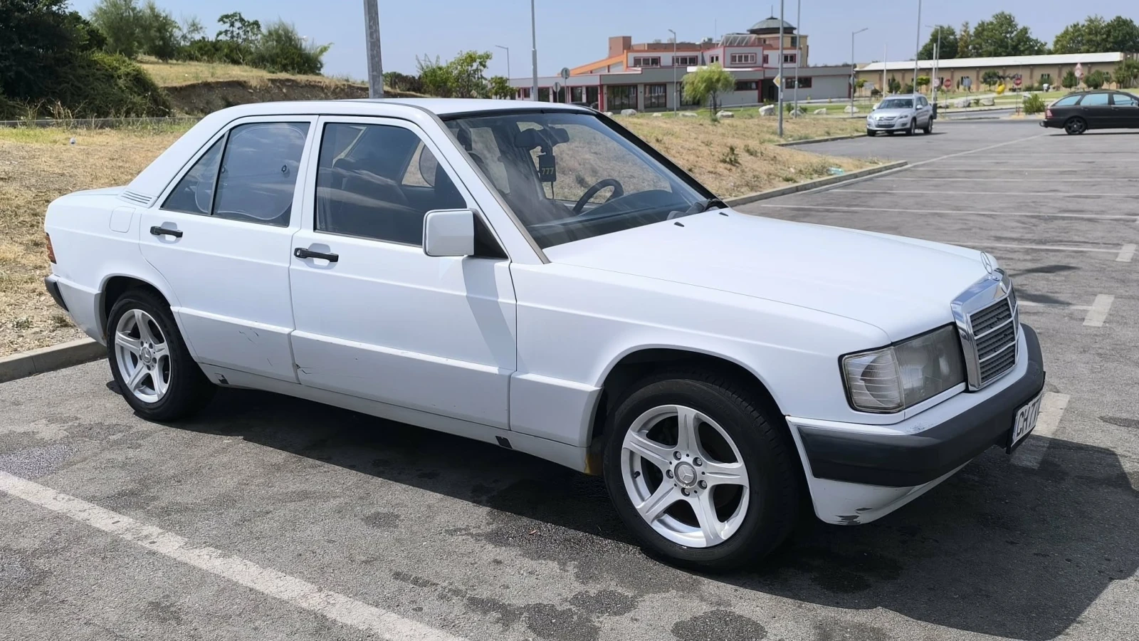 Mercedes-Benz 190, снимка 3 - Автомобили и джипове - 55729011