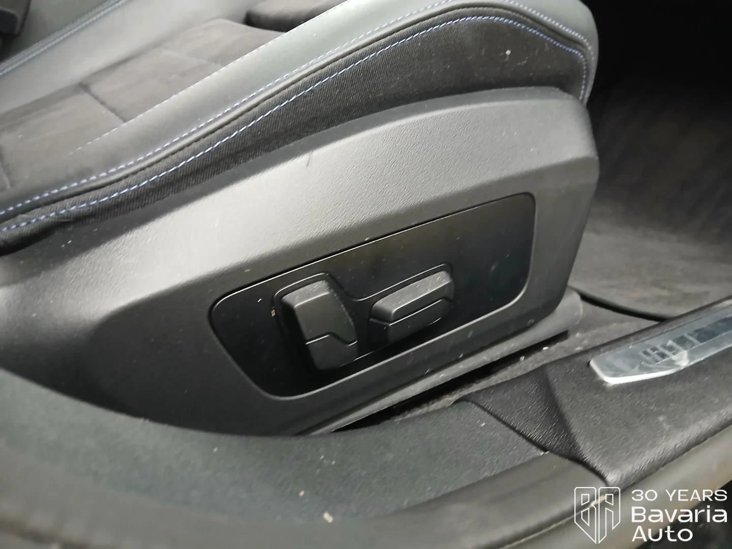 BMW M135 xDrive Steptronic, снимка 14 - Автомобили и джипове - 55767324