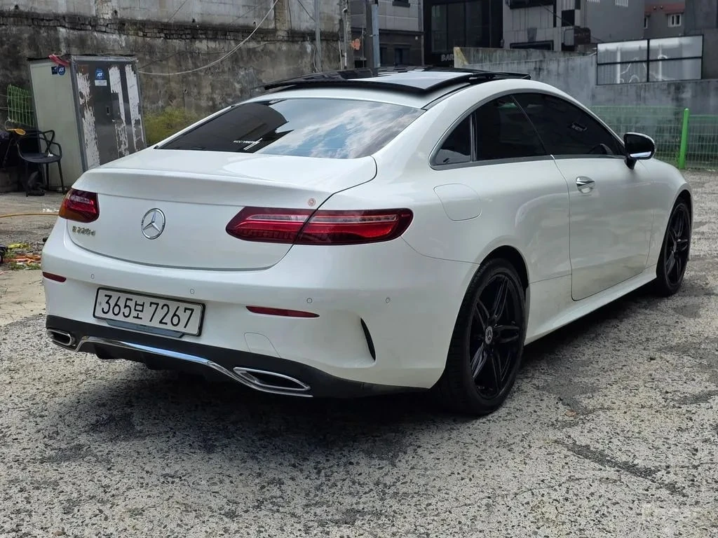 Mercedes-Benz E 220 * E220d Coupe * ЦЕНА ДО БГ, снимка 6 - Автомобили и джипове - 55841167