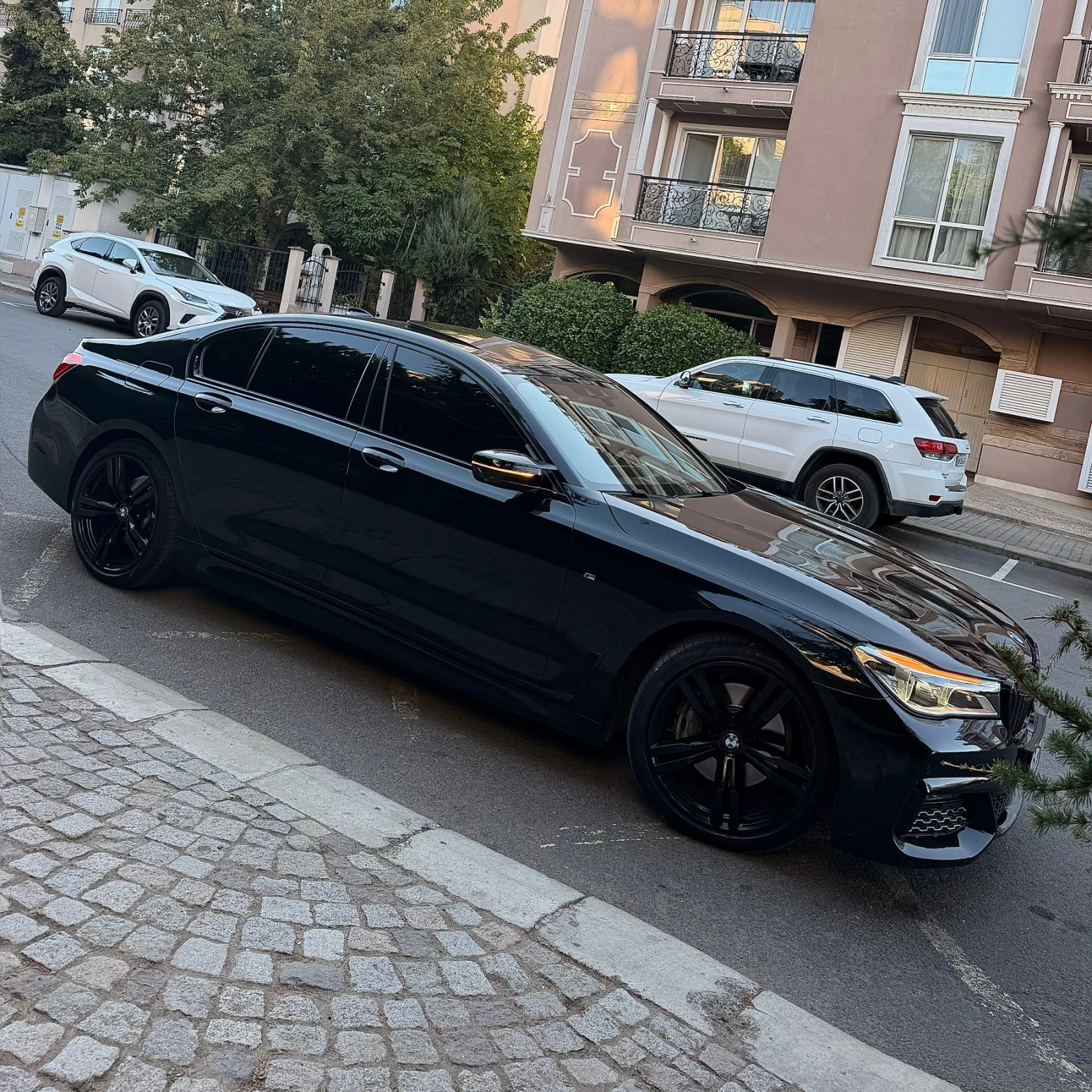 BMW 740 xDrive Mpack