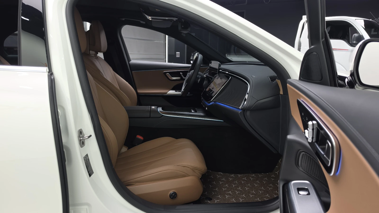 Mercedes-Benz E 200 360 BLIND SPOT ��� ������ ����* encareu.com | Mobile.bg � ����������� 11
