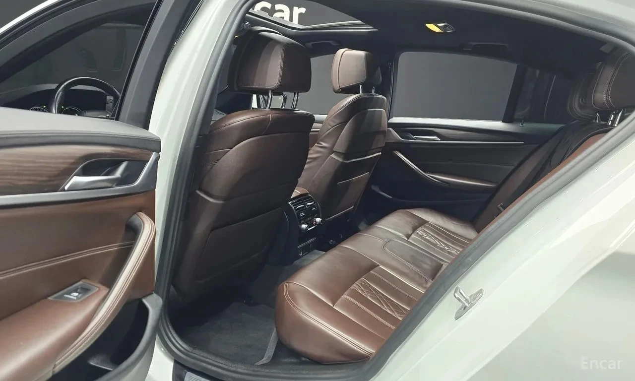 BMW 530 / ОБДУХВАНЕ / ДИГИТАЛЕН КЛЮЧ / ХЕД-ЪП / 360, снимка 12 - Автомобили и джипове - 56118172