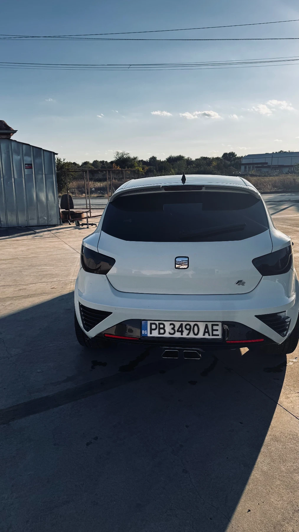 Seat Ibiza, снимка 4 - Автомобили и джипове - 56122229