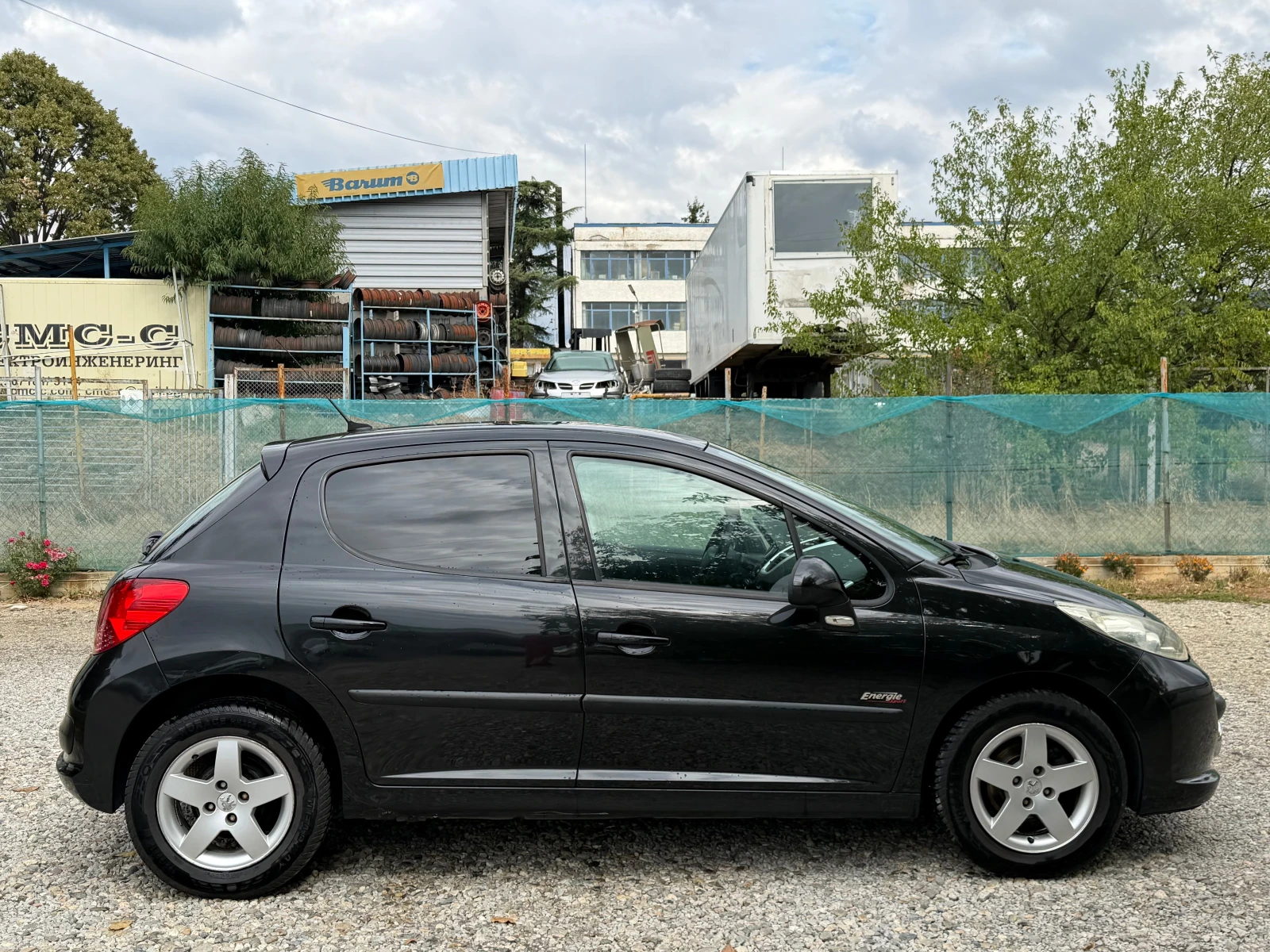 Peugeot 207 1.4 75кс, снимка 4 - Автомобили и джипове - 56233476