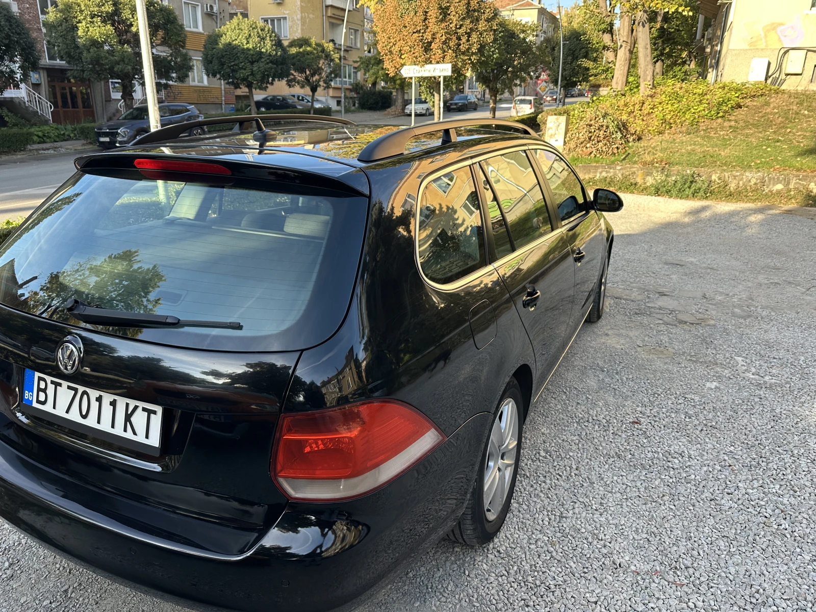 VW Golf 1.6TDi 105hp, снимка 4 - Автомобили и джипове - 56427166