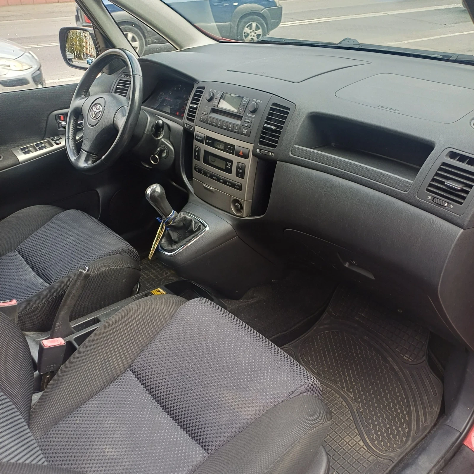 Toyota Corolla verso 2, 0D4D, снимка 10 - Автомобили и джипове - 56556596