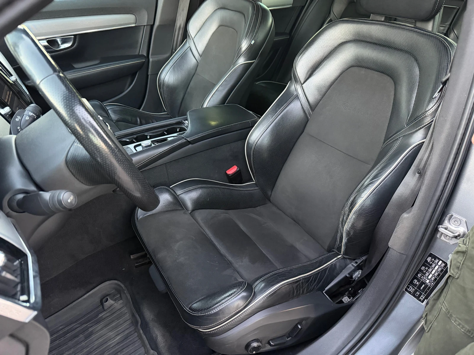 Volvo S90, снимка 7 - Автомобили и джипове - 56645312